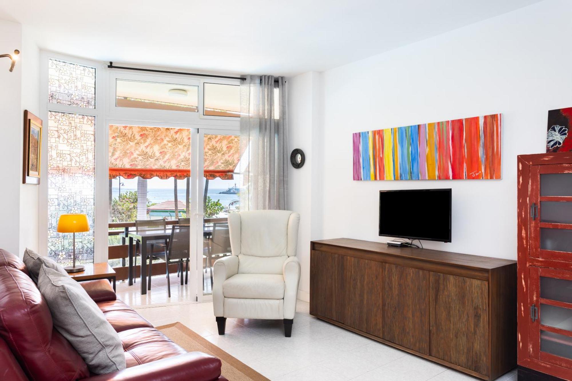 Classbnb - Seafront Apartment At Las Vistas Beach Арона Экстерьер фото