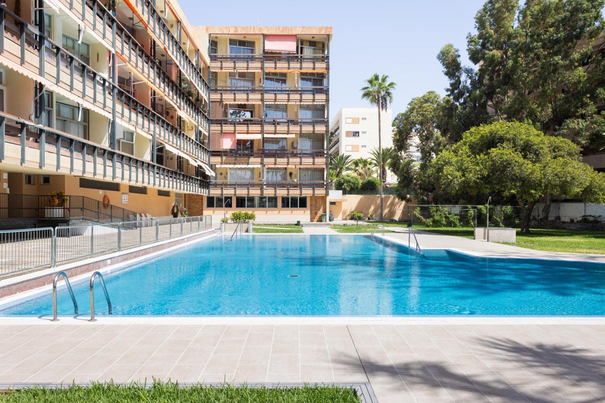 Classbnb - Seafront Apartment At Las Vistas Beach Арона Экстерьер фото